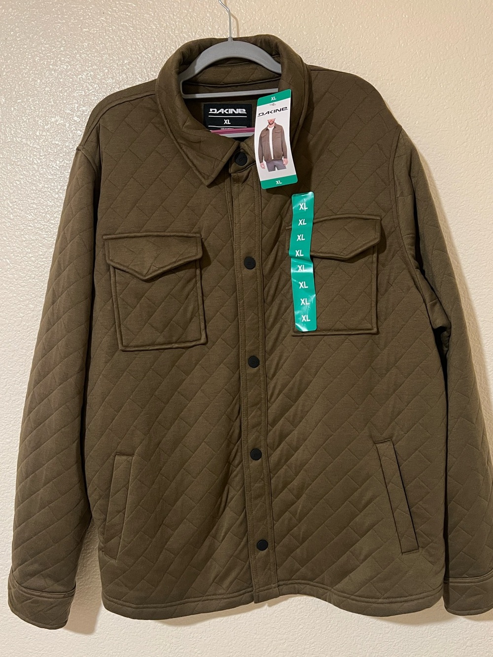 NWT-Dakine-Men’s Olive Quilted Shirt Jacket 
Size XL